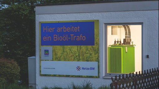 Bioöl-Trafo im Transformatorenhaus.