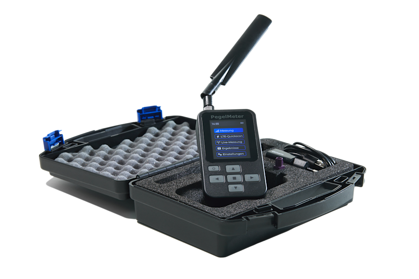 Ein PegelMeter inklusive Zubehör liegt in der dafür vorgesehenen Verpackung.