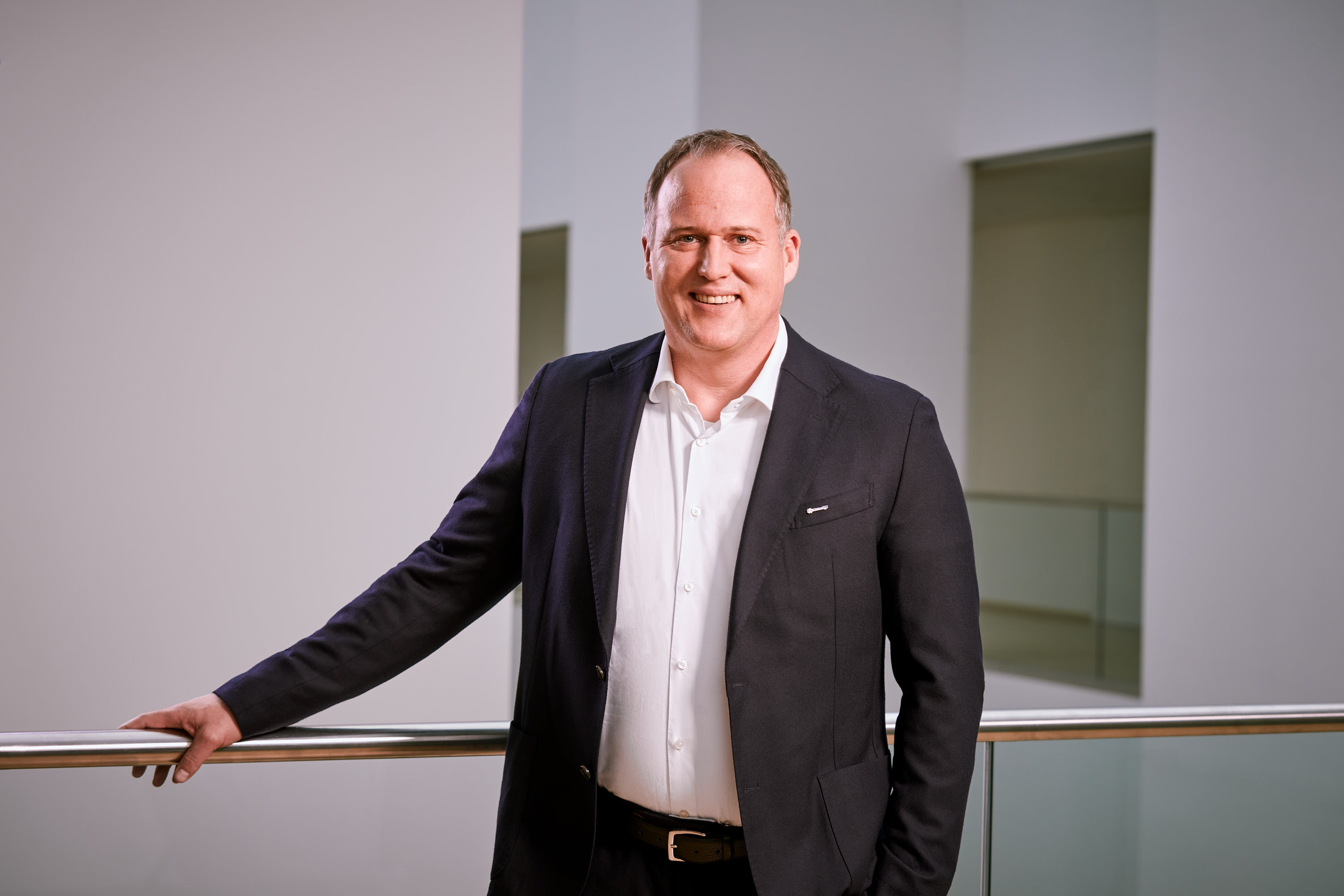 Porträt von Dr. Jörg Reichert - Vorsitzender der Geschäftsführung der Netze BW GmbH.