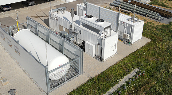 H2-Anlage: Reservespeicher, Elektrolyseur und Mischgasanlage.