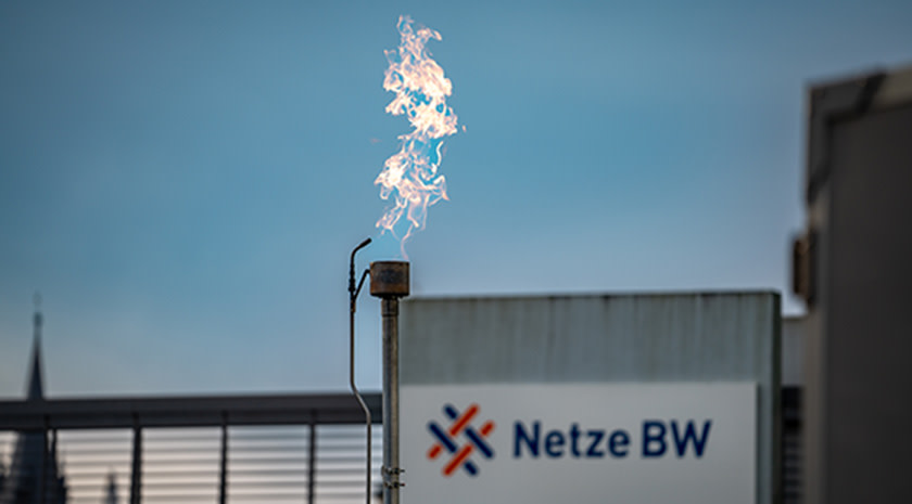 Netzumstellung: Erdgas wird mit Wasserstoff gespült und abgefackelt.
