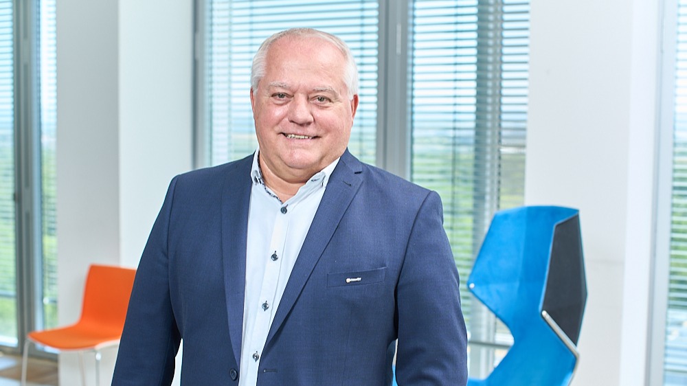 Porträt von Bodo Moray - Geschäftsführer Region Nord und Arbeitsdirektor der Netze BW GmbH.