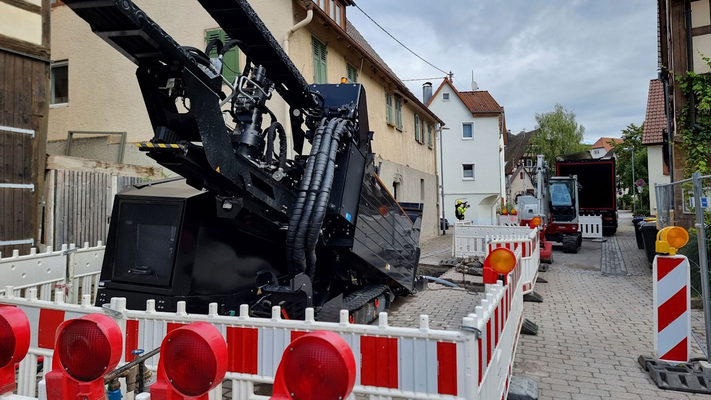 Elektrisches Spülbohrgerät zur Rohrverlegung.